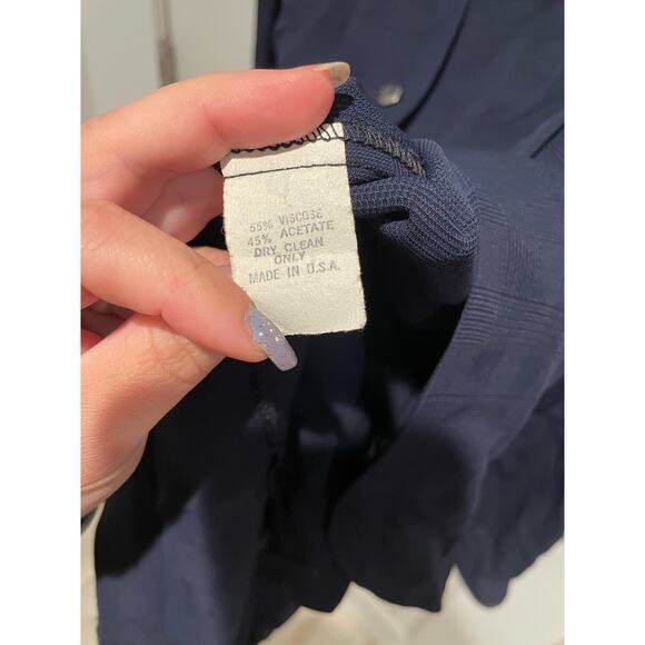 Linda Dresner Navy button down pleated shirt S/M - Picture 4 of 6